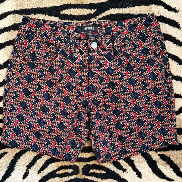 ST33LE Other - ST33LE  Men's Navy/Red Diamonds Stretch Knit Shorts Size 28 EUC